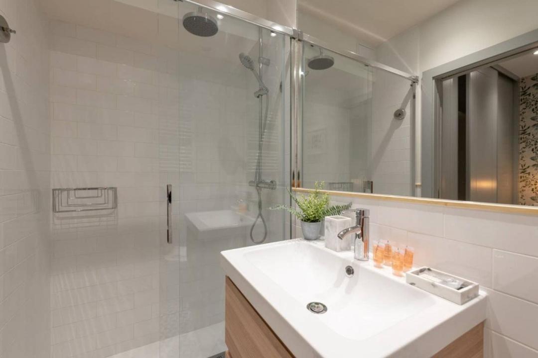 Sophisticated Brand New Flat Appartement