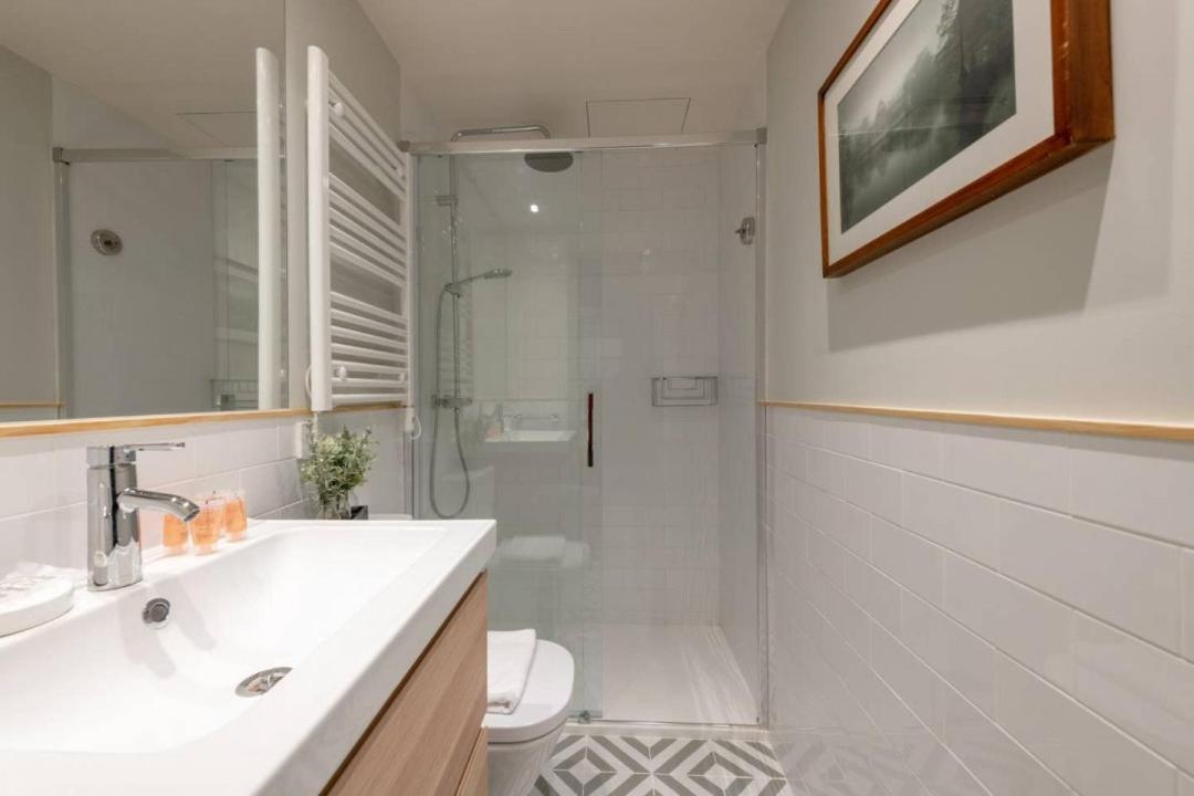 Sophisticated Brand New Flat Appartement